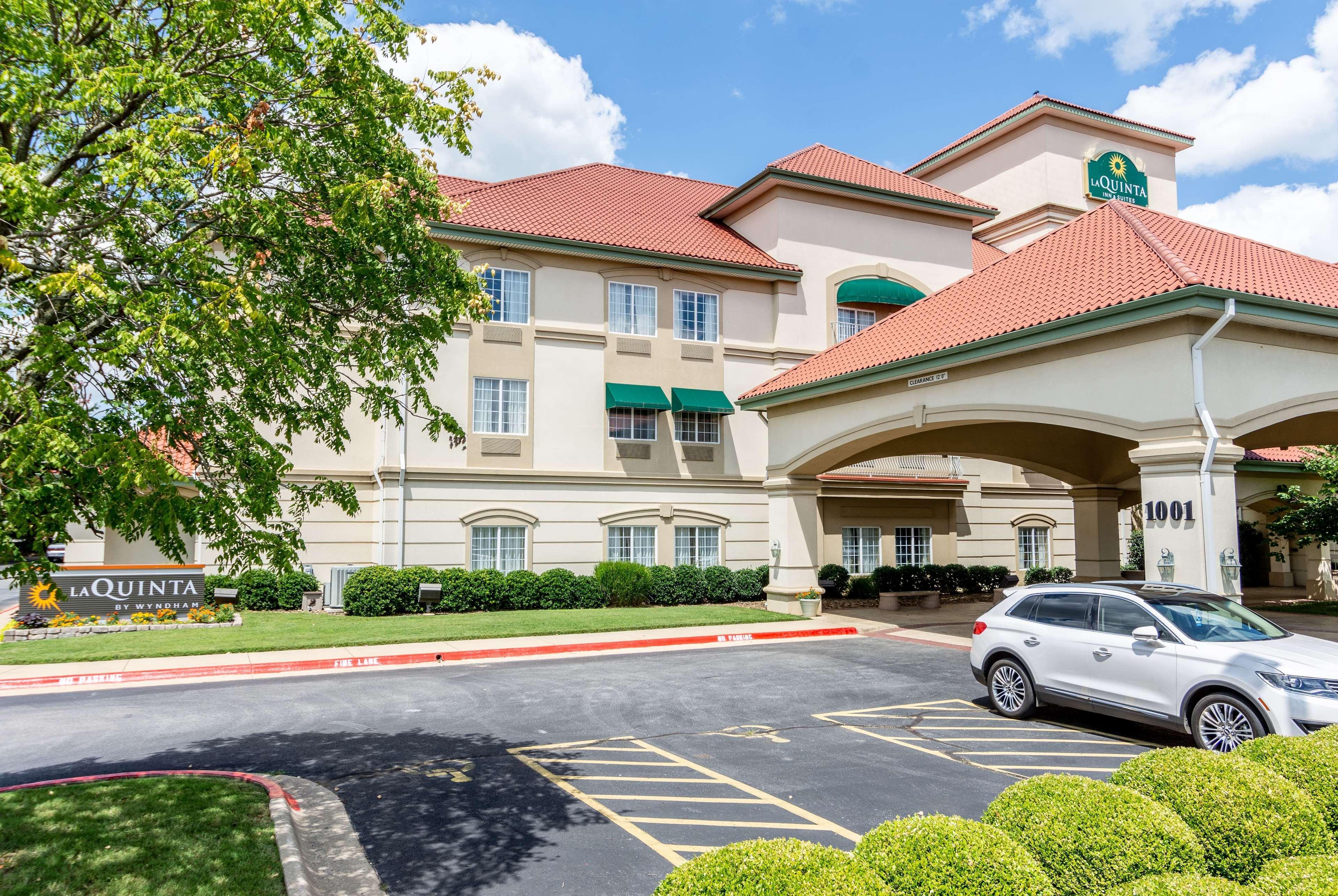 La Quinta By Wyndham Bentonville Exterior foto